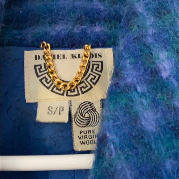 Vintage wool ladies Chanel-y bolero - Picture 3 of 3